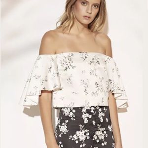 Amur Bianca cherry blossom top size 8